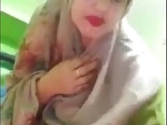 desi-muslim-pakistani-wife