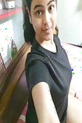 Sexy Desi Girl Shows Boobs