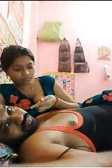 Exclusive Desi Cpl Romance and wife give you masturbation live app clip