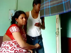 cams-caught-couple-desi