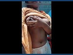 boobs-cute-desi-girl