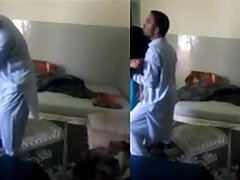 caught-couple-desi-pakistani