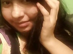 beautiful-cum swallow-girl-swallow