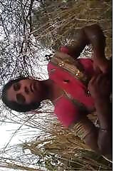 Desi Randy Bhabhas Exclusive Open Air Blowjob and Client Penis Disposal