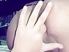 sex-amateur-ass-ass fingering