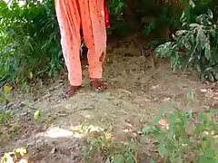 sex-aunty-caught-desi