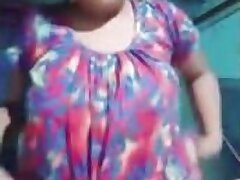 bengali-goldenshower-pissing-sexy