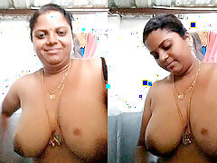 aunty-big boobs-boobs-horny