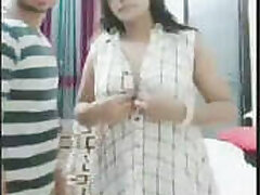 desi-flashing-love-pakistani