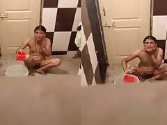 sex-village-bhabhi-bathroom