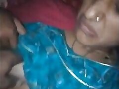 desi-mom-mommy-pakistani