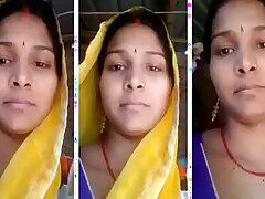 boobs-desi-hairy-mom