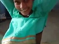 camgirl-cute-fingering-girl