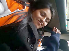 babe-car-desi-pakistani