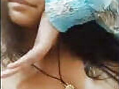 sex-boobs-breasts-desi