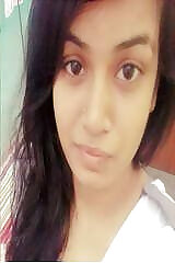 Exclusive Super Sexy College Student Gives a Blowjob and Fucks Hard with Lover