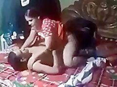 sex-amateur-brunette-desi