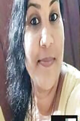 Desi Aunty Shows For Lover