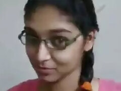 amateur-boobs-college-desi