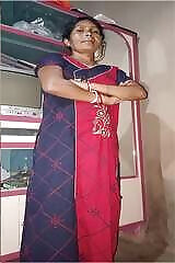 Auntie Desi gets naked and sucks cock