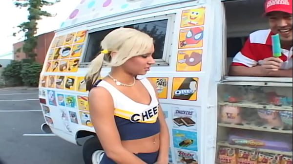 Ice Cream Stall Encounter Ends With A Mouthwatering Surprise