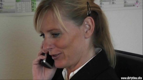Blonde office jerkface finds herself having sex under pressure